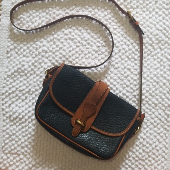Dooney & Bourke Handbags - Vintage Black Dooney & Bourke Crossbody Purse